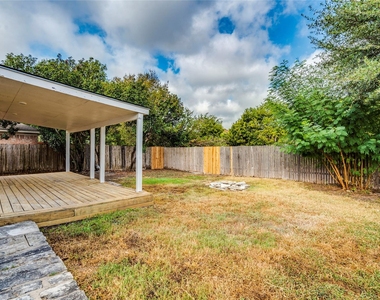 1106 Hughmont Dr - Photo Thumbnail 25