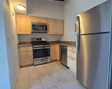 7405 18th Avenue - Photo Thumbnail 8