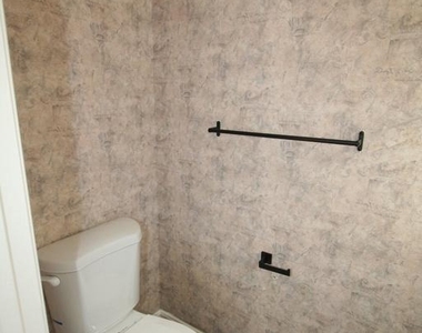124 Azalea Court - Photo Thumbnail 32