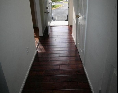 124 Azalea Court - Photo Thumbnail 2