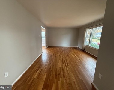 314 Ridgely Street - Photo Thumbnail 10
