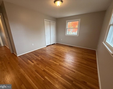 314 Ridgely Street - Photo Thumbnail 15