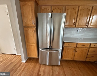 314 Ridgely Street - Photo Thumbnail 5