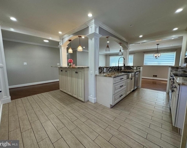 6300 Hardwood Drive - Photo Thumbnail 7