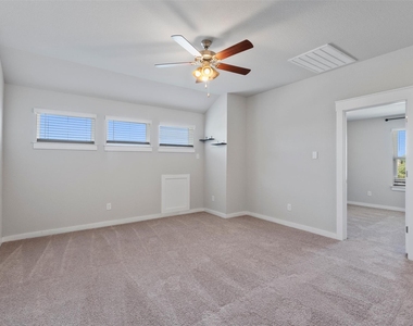 501a Silkworm Way - Photo Thumbnail 20