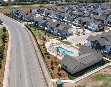 501a Silkworm Way - Photo Thumbnail 32