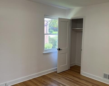 3508 26th Avenue - Photo Thumbnail 17