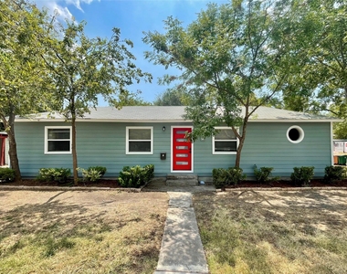 1109 Brentwood St - Photo Thumbnail 1