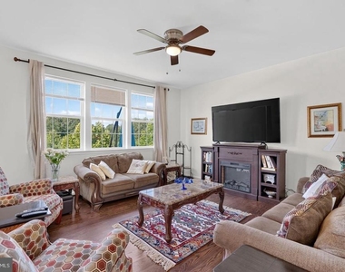 1024 Briggs Chaney Road - Photo Thumbnail 10