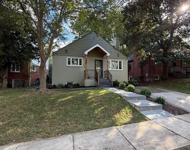 4406 Rosedale Avenue - Photo Thumbnail 2