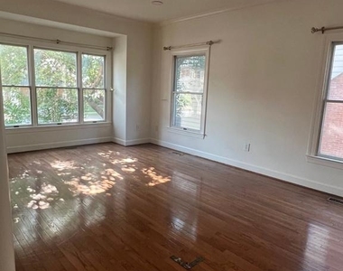 3025 Windy Knoll Court - Photo Thumbnail 2
