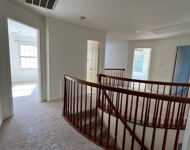 3025 Windy Knoll Court - Photo Thumbnail 7