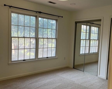 3025 Windy Knoll Court - Photo Thumbnail 8