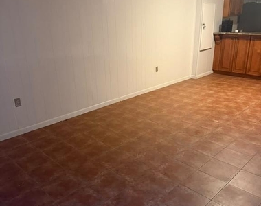 1909 Agate Drive - Photo Thumbnail 17