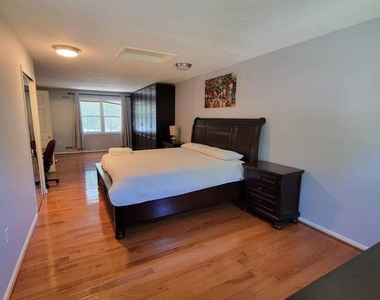 1909 Agate Drive - Photo Thumbnail 7