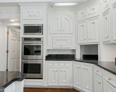 8705 Belmart Road - Photo Thumbnail 8