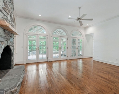 8705 Belmart Road - Photo Thumbnail 27