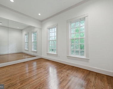 8705 Belmart Road - Photo Thumbnail 21
