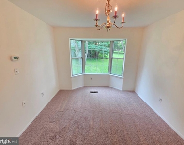 18552 Cape Jasmine Way - Photo Thumbnail 13