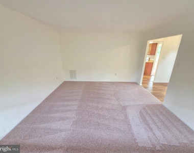 18552 Cape Jasmine Way - Photo Thumbnail 10