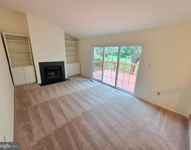 18552 Cape Jasmine Way - Photo Thumbnail 21