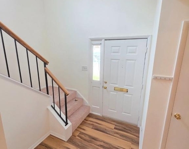 18552 Cape Jasmine Way - Photo Thumbnail 3