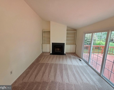18552 Cape Jasmine Way - Photo Thumbnail 18