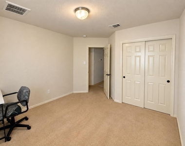 13301 Forest Sage St - Photo Thumbnail 16