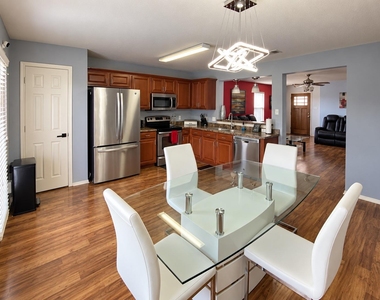13301 Forest Sage St - Photo Thumbnail 4