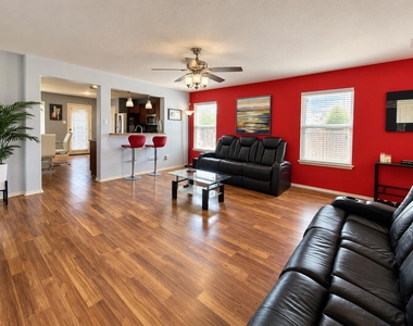 13301 Forest Sage St - Photo Thumbnail 3