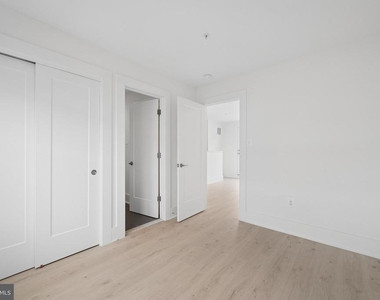 11344 Emerald Park Road - Photo Thumbnail 24