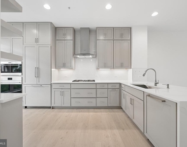 11344 Emerald Park Road - Photo Thumbnail 7