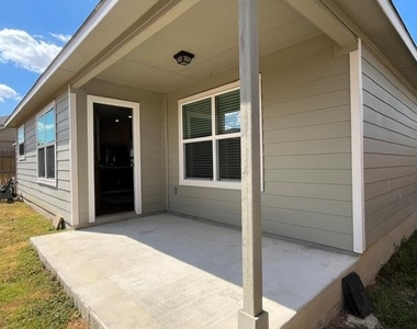 105 Guardian Angel Ct - Photo Thumbnail 27