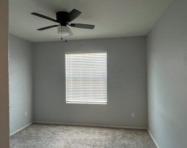 105 Guardian Angel Ct - Photo Thumbnail 22