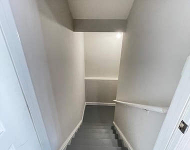 5801 Coppelia Drive - Photo Thumbnail 43