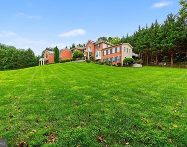 8724 Hawkins Creamery Road - Photo Thumbnail 2