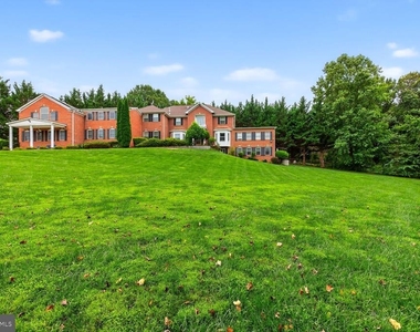 8724 Hawkins Creamery Road - Photo Thumbnail 1