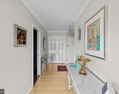 4515 Willard Avenue - Photo Thumbnail 3