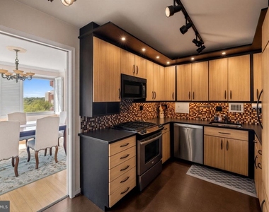 4515 Willard Avenue - Photo Thumbnail 5