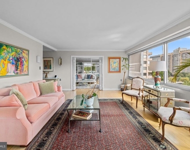 4515 Willard Avenue - Photo Thumbnail 10