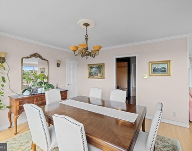 4515 Willard Avenue - Photo Thumbnail 17