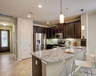 7618 Evening Sky Cir - Photo Thumbnail 11