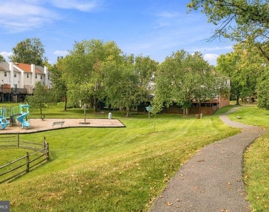 15617 Ambiance Drive - Photo Thumbnail 45