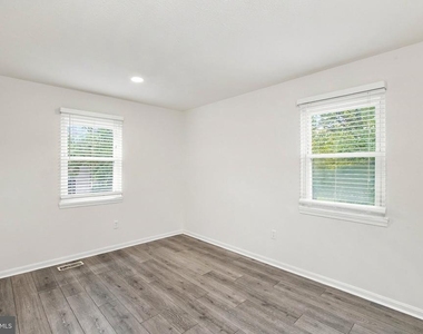 15617 Ambiance Drive - Photo Thumbnail 25