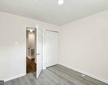 15617 Ambiance Drive - Photo Thumbnail 30