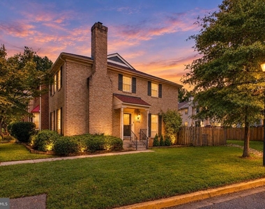 15617 Ambiance Drive - Photo Thumbnail 4