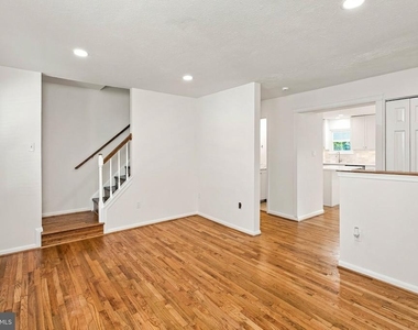 15617 Ambiance Drive - Photo Thumbnail 8
