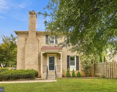 15617 Ambiance Drive - Photo Thumbnail 5