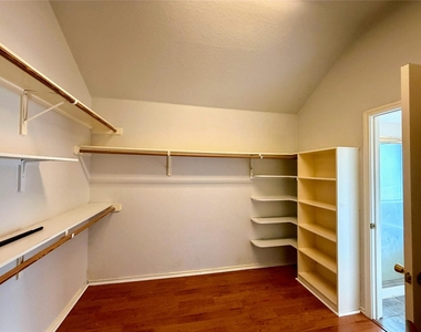 8618 Columbia Falls Dr - Photo Thumbnail 16