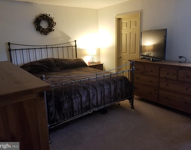 3460 Orange Grove Court - Photo Thumbnail 2
